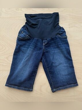 Indigo Blue Maternity Denim Bermuda Shorts SIze M Dark Wash Stretch Pregnancy